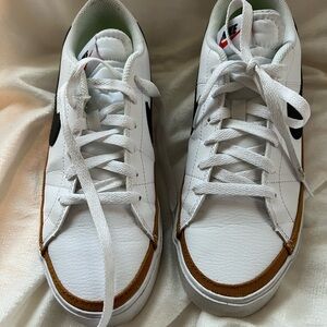 Nike Court Legacy
Next Nature